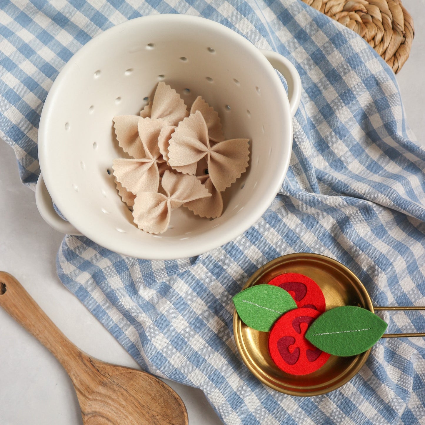 Personalised play food pasta pot